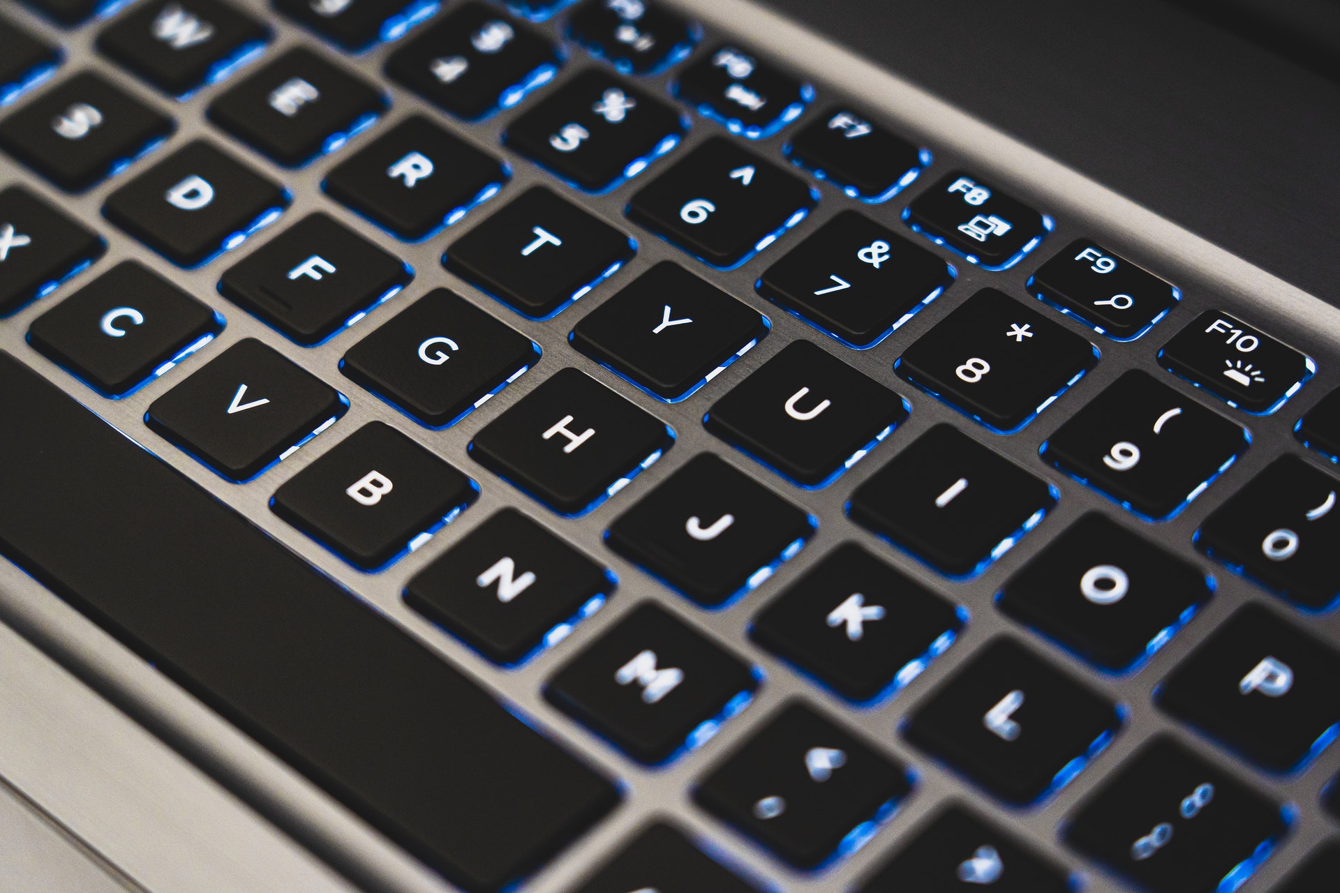 close-up-photo-of-laptop-keyboard-4065712